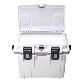 Pelican™ 14 Qt Cooler dry storage in the lid